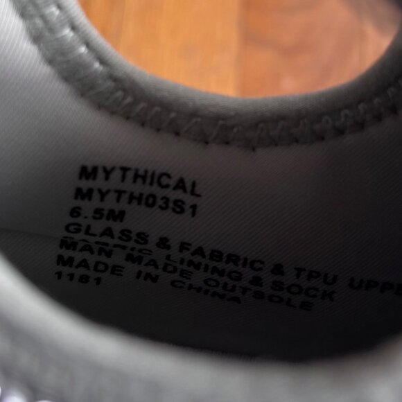 Steve Madden Mythical Slip-On Sneakers - Size 6.5 - Picture 2 of 13